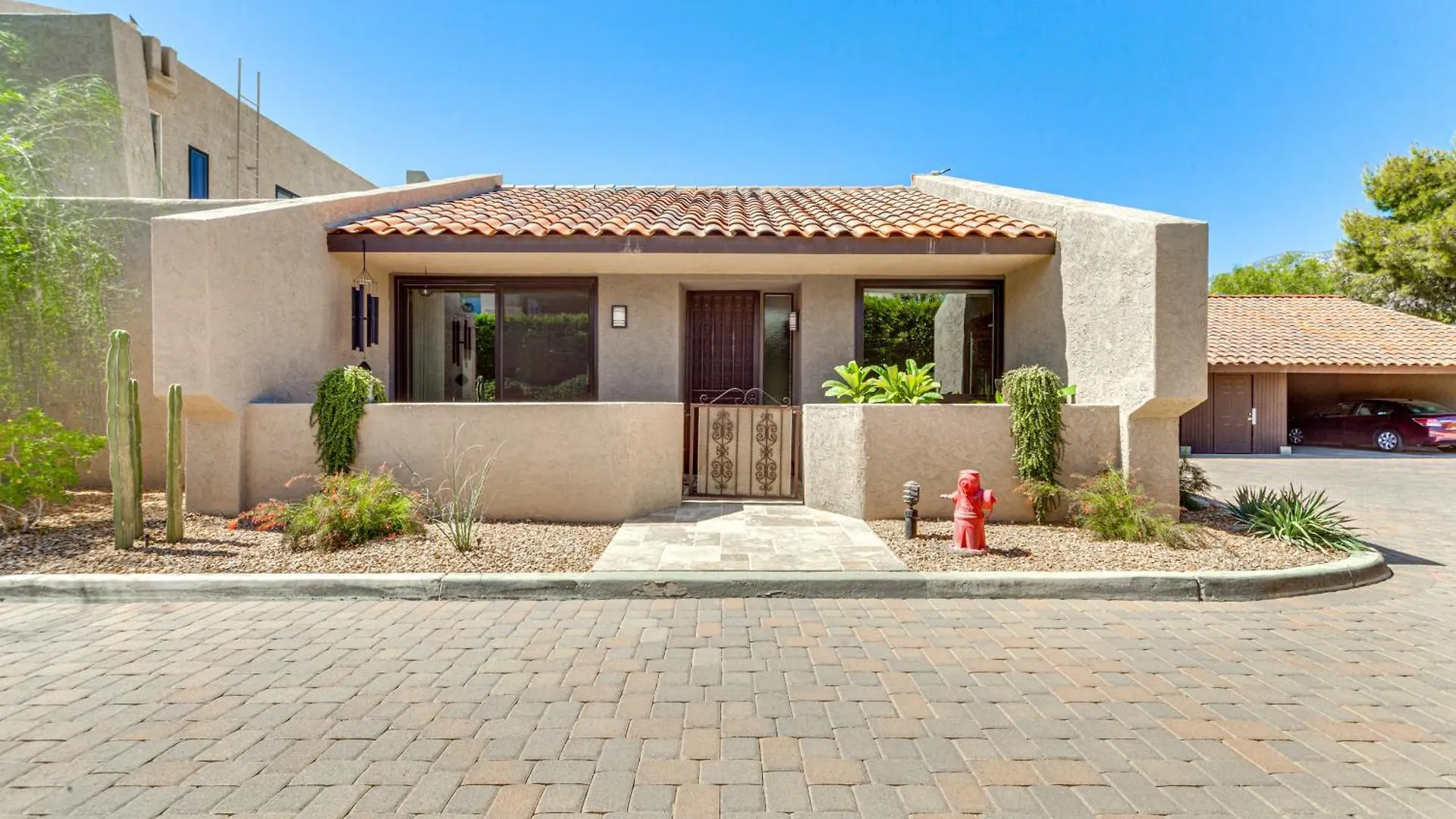 Holiday home Palm Springs Gem Walk To Town, Private And Stylish Villa