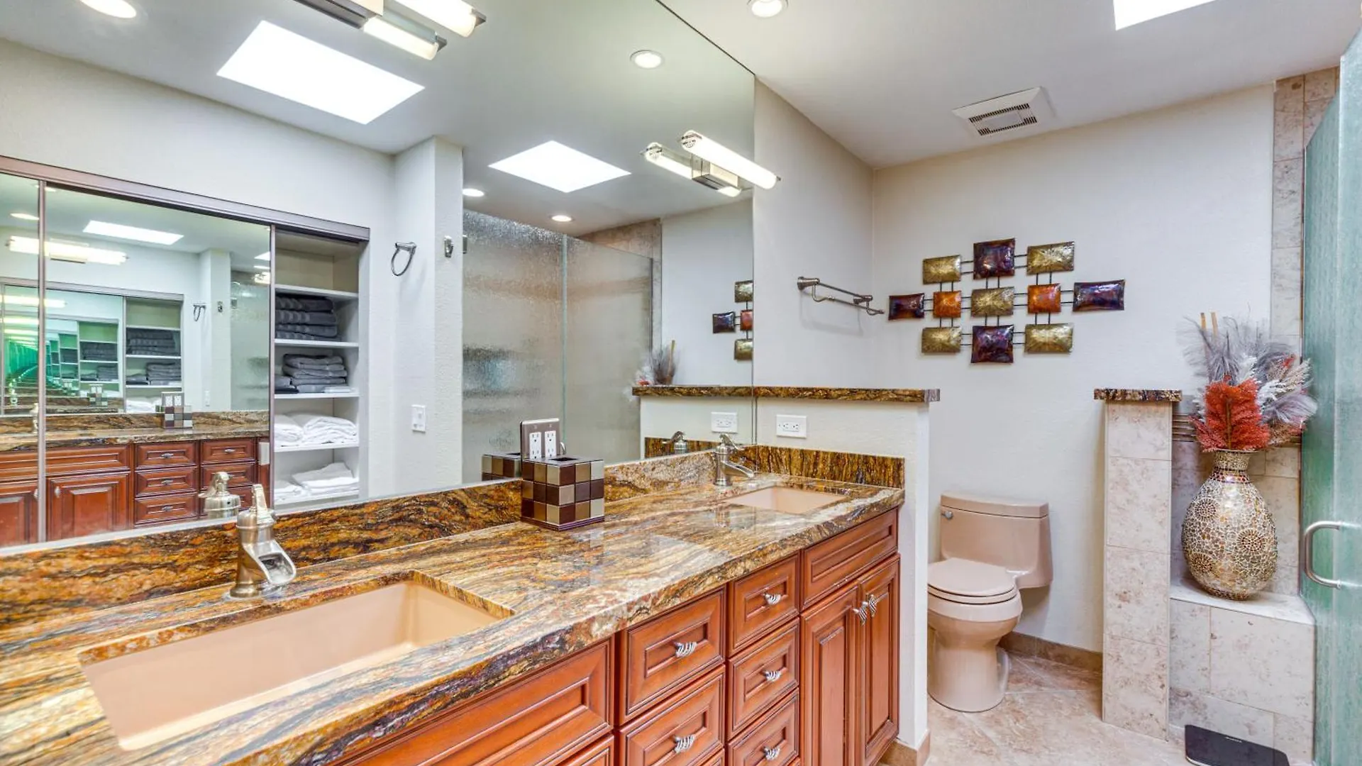 Palm Springs Gem Walk To Town, Private And Stylish Villa Holiday home Palm Springs